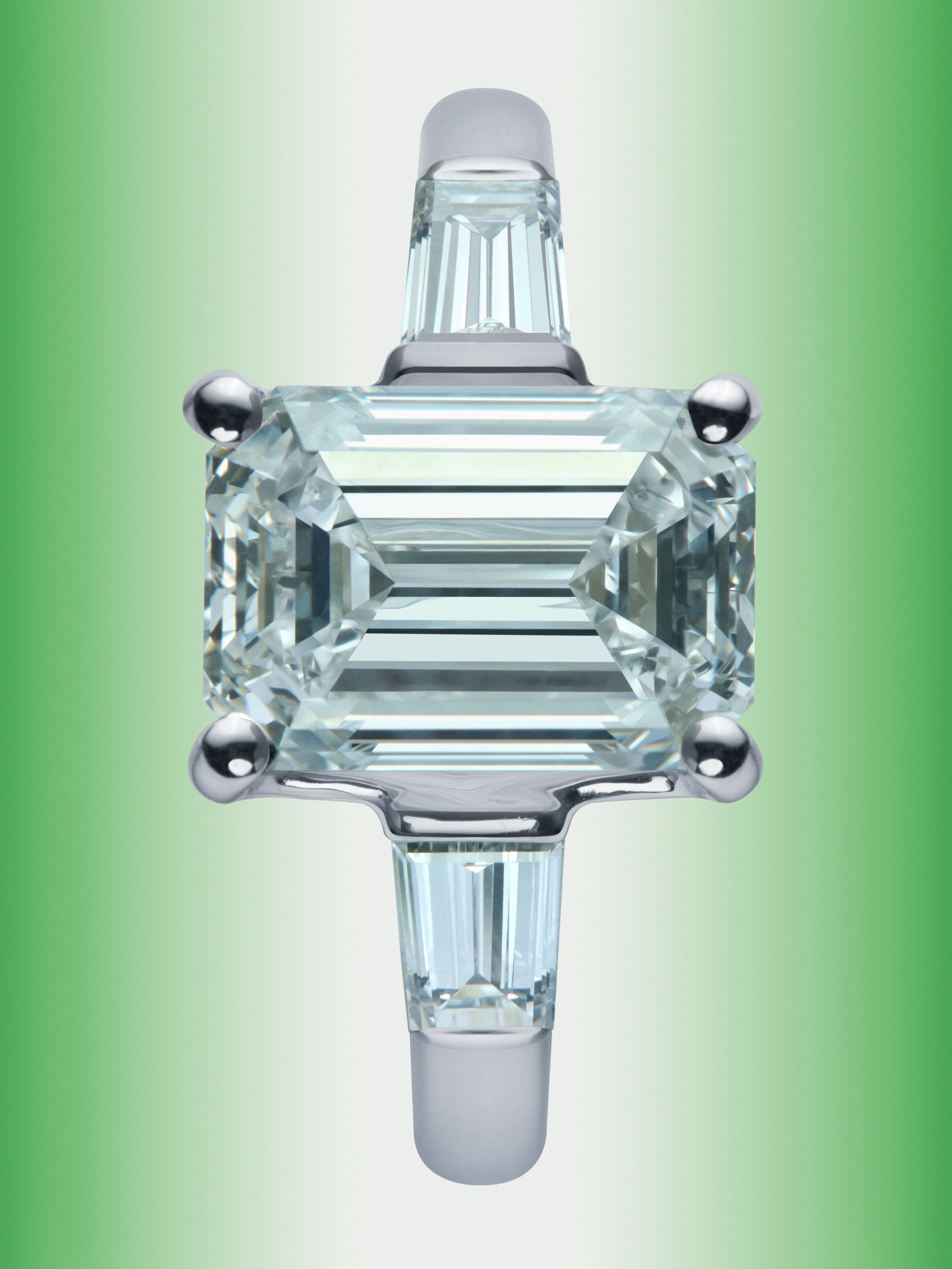 Choosing the Perfect Lab-Grown Diamond: A Buyer’s Guide