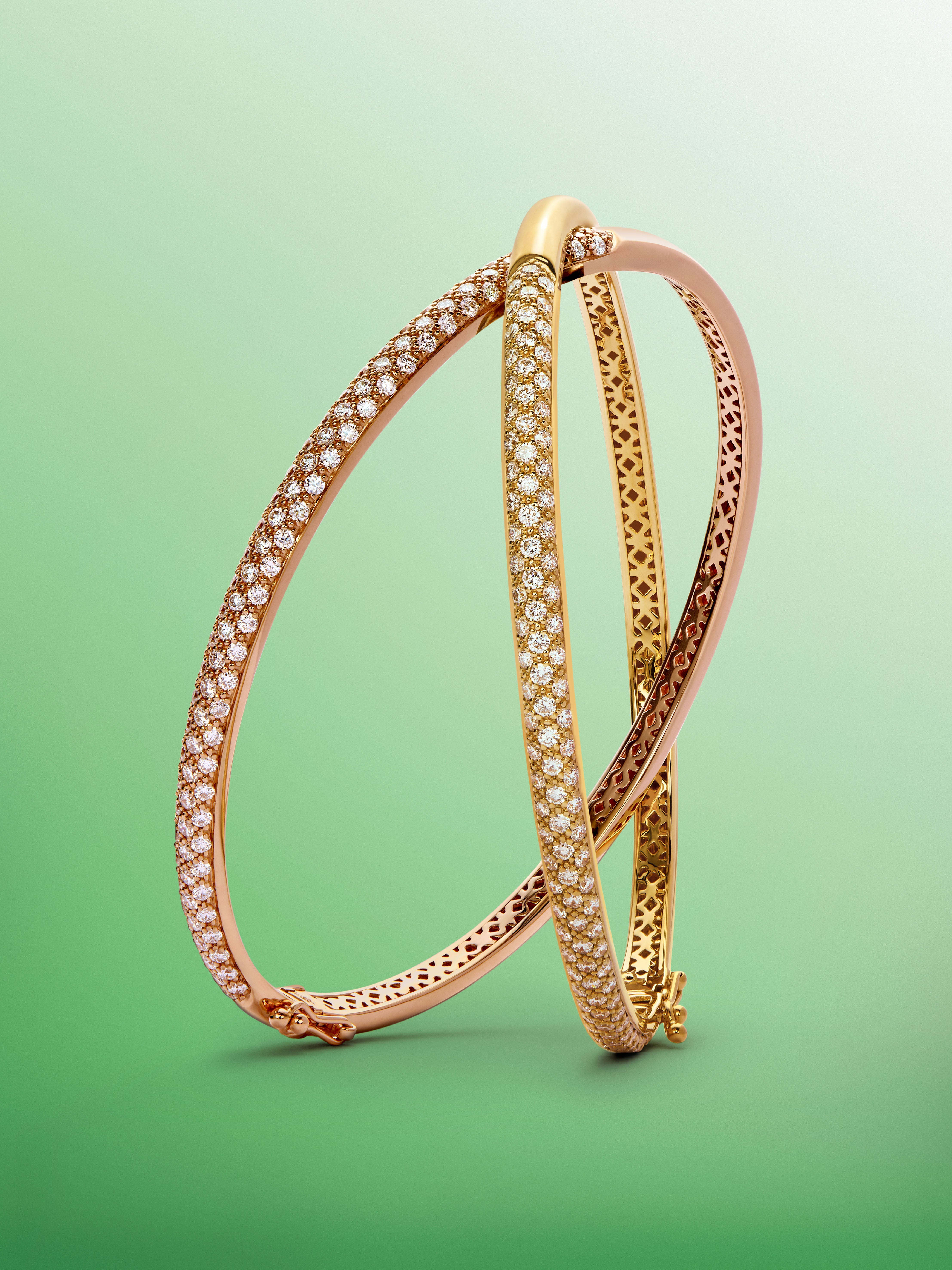 The Art of Jewellery Design: A Behind-the-Scenes Look